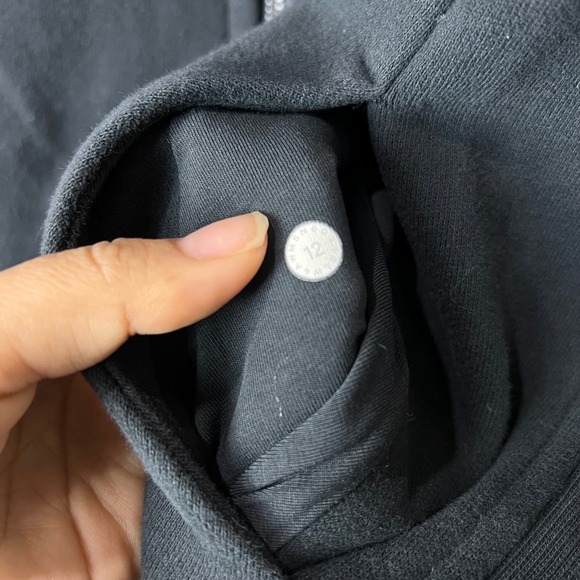 Lululemon Scuba Full Zip Hoodie Black Size 12 Thumbholes Cotton Blend Fleece - Picture 8 of 9